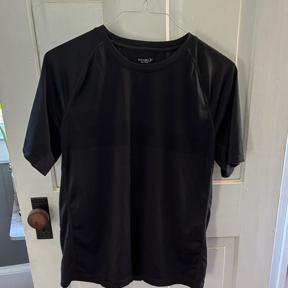 Old Navy Men's Active Go-Dry Tee